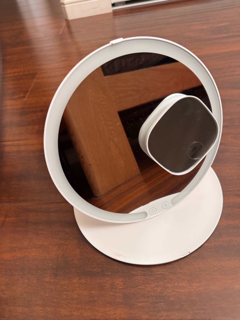 LED Lighted Makeup Mirror - White